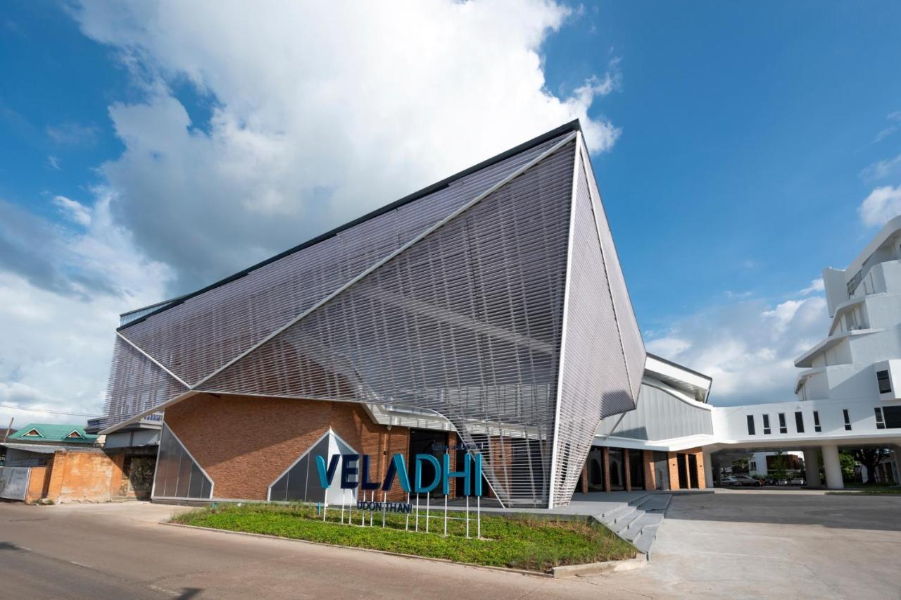 Vela Dhi Udon Thani Exteriör bild
